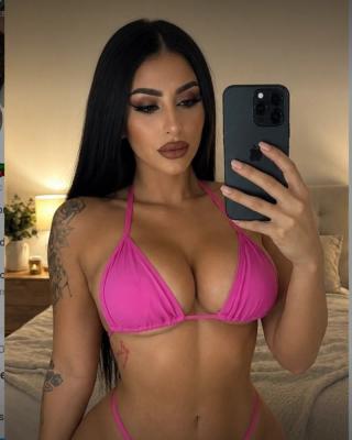 ICY NINA — criadora