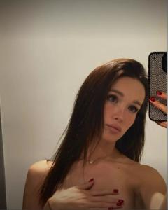 Ellie Leen — model uit Amsterdam