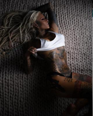 Tattooedjenna — modell