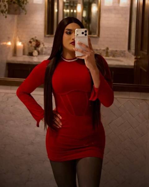 Kamila Traynor — creadora de OnlyFans de Madrid, España